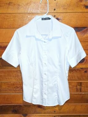 Sunnow Women’s Short Sleeve Button-Up Shirt - White